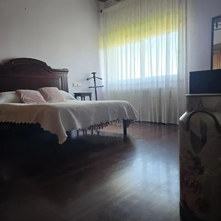 Casa La Garita * 桑提亚纳德玛